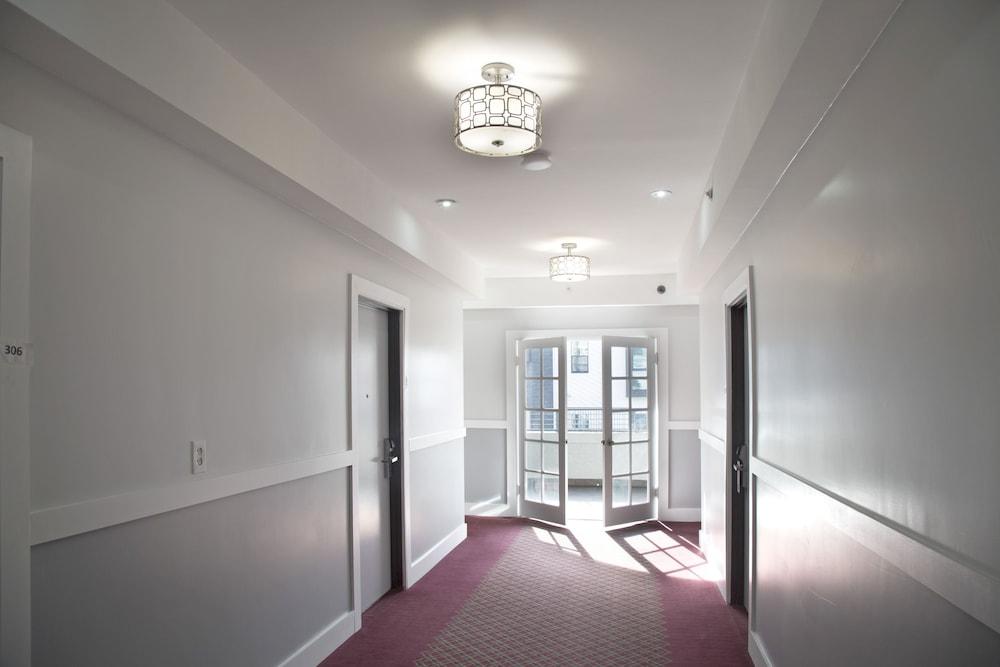 Harborview Inn & Suites-Convention Center-Airport-Gaslamp-Seaworld-Zoo-Balboa Park San Diego Exterior photo